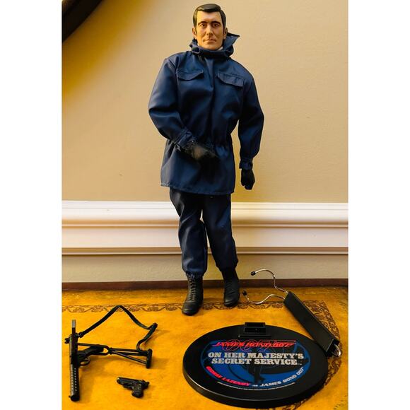 James Bond 007 George Lazenby Sideshow Her Majestys Secret Service Action Figure - Picture 1 of 5
